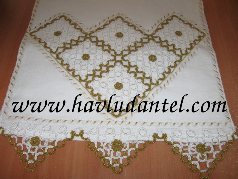 Halkalı havlu kenarı